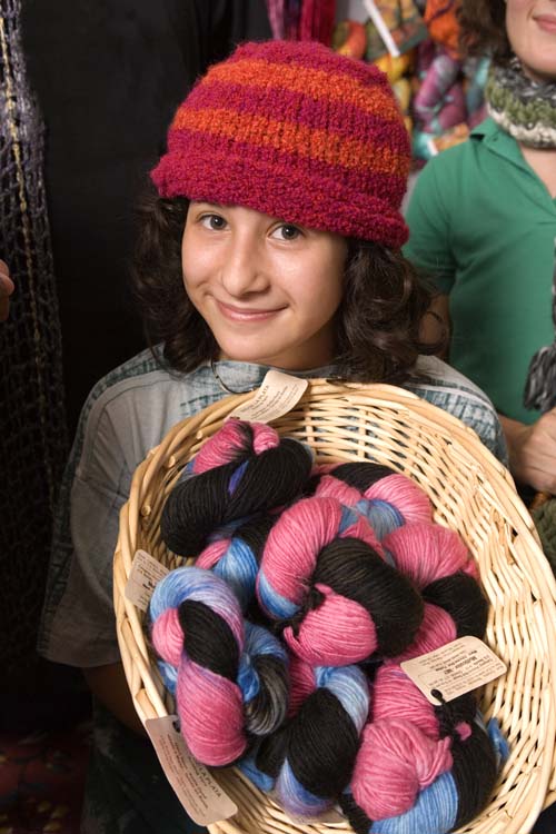 picture of lily holding yarn